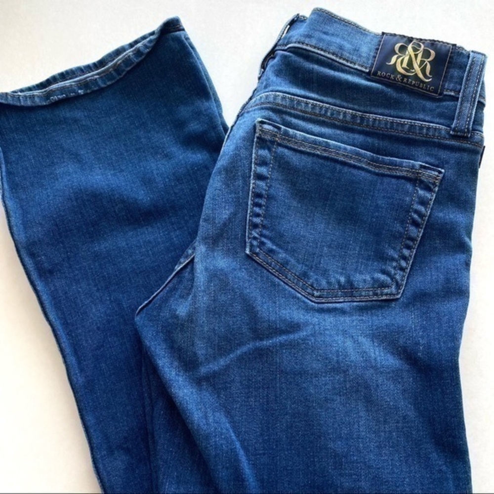 Rock & Republic Kasandra medium wash midrise stretch distressed bootcut jeans 4